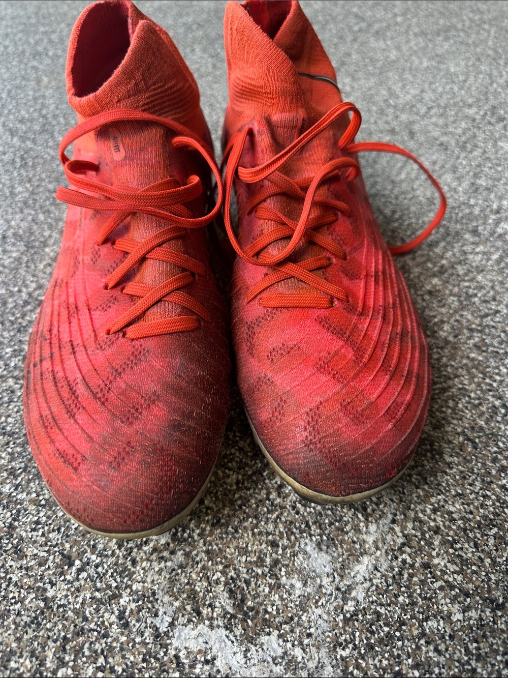 Nike Women's Red High-Top Athletic Soccer Cleats